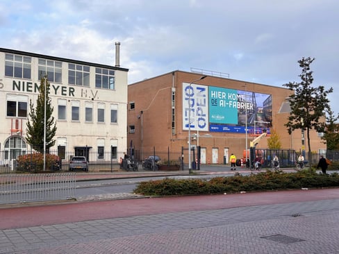 21579a79-8c31-499e-a48b-986336e9d944